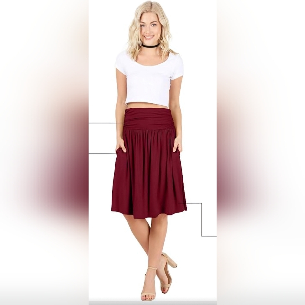 NWT Simlu Skirt Womens Size 3XL Red Pull On Ruched Flowy Knee Length